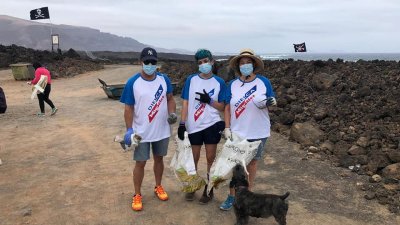 "Lanzarote limpia" recoge más de 300 kilos de basura en el norte de la isla