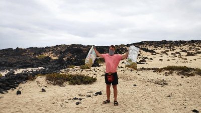 "Lanzarote limpia" recoge más de 300 kilos de basura en el norte de la isla