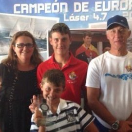 El regatista lanzaroteño Alejandro Bethencourt regresa a casa tras un verano de éxitos internacionales