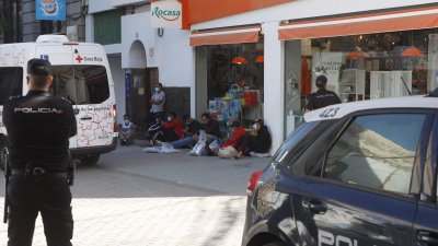 Dispositivo de asistencia a los inmigrantes llegados en patera a Arrecife