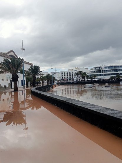Arrecife sufre la peor parte de las lluvias 