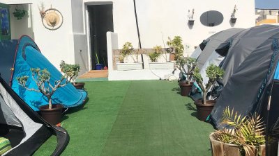 Tents advertised as vacation rentals in Arrecife in 2023. Stock image taken from Airbnb.