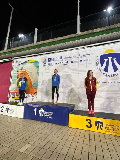 CD Pingüinos en el Campeonato Regional de Invierno de Natación Artística