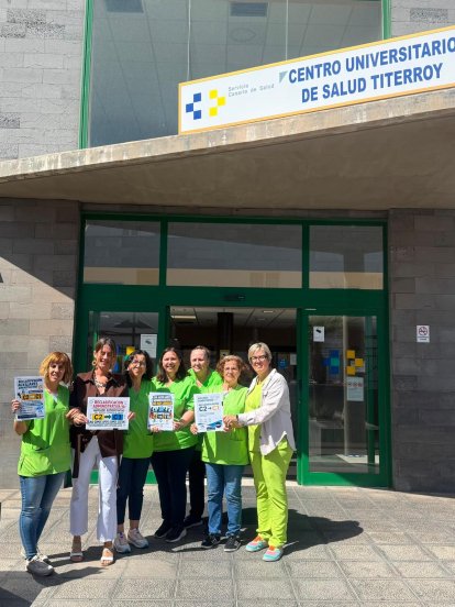 Concentración de auxiliares administrativos de Lanzarote. Fotos: Cedidas.