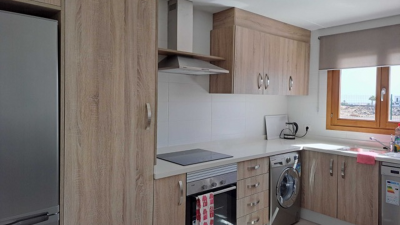Cocina de uno de los dúplex en Residencial Los Ajaches en Playa Blanca