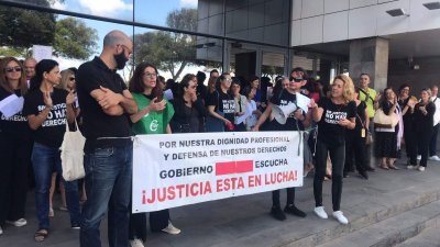 Funcionarios de la Administración de Justicia se concentran de nuevo en Lanzarote