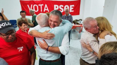 Celebración del PSOE en la sede del partido