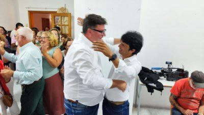 Celebración de Isidro Pérez en la sede del PSOE 