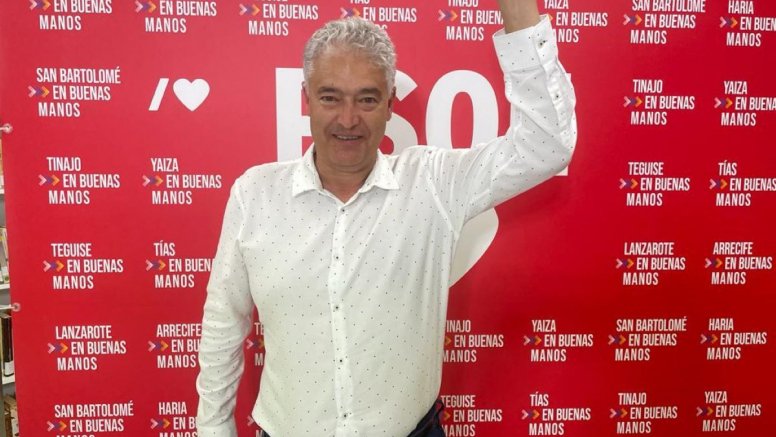 José Juan Cruz Saavedra en la sede del PSOE 