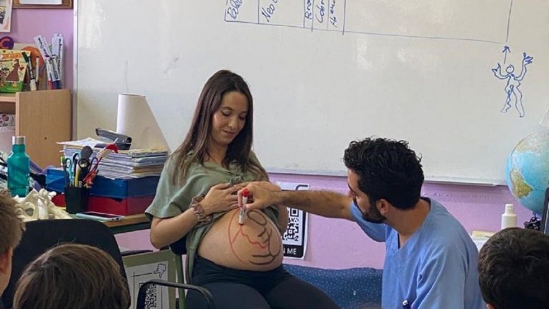 El taller escolar "Nacer, morir, amar, cuidar" con participantes embarazadas