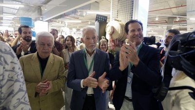 Colas en el estreno del Primark. Foto: José Luis Carrasco.