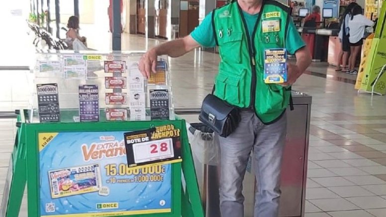 El vendedor de la ONCE José Orlando Guerra Mena