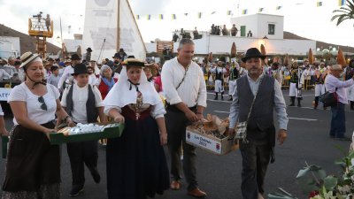 Ofrenda floral a la Virgen de Los Dolores, 2023