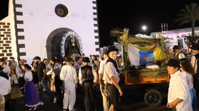 Ofrenda floral a la Virgen de Los Dolores, 2023