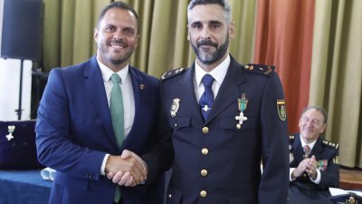 Acto con motivo del día de la Policía Nacional. Foto: José Luis Carrasco.