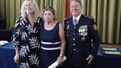 Acto con motivo del día de la Policía Nacional. Foto: José Luis Carrasco.