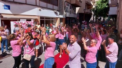 Momento del baile y animación tras el desfile de La Pasarela