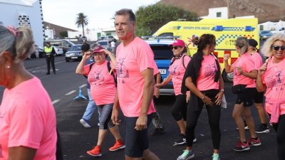Caminata de AFOL por el Día contra el cáncer de mama