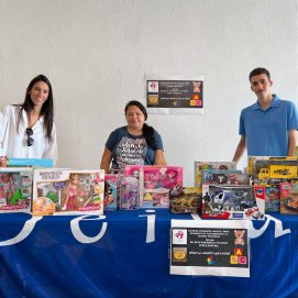 Campaña solidaria recogida juguetes de los JNL 