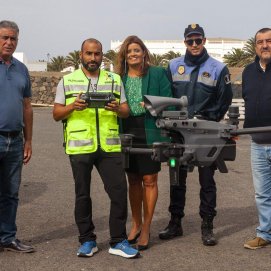 Presentación del dron en Teguise