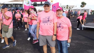 Caminata de AFOL por el Día contra el cáncer de mama