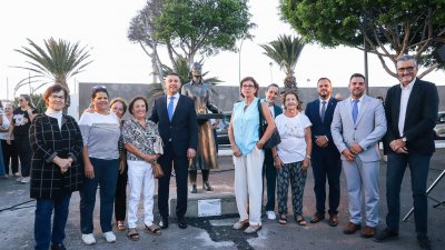 Inauguración de la escultura homenaje a las mujeres conserveras de Lanzarote