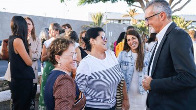 Inauguración de la escultura homenaje a las mujeres conserveras de Lanzarote