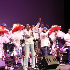 Presentación de la murga Los Intoxicados 