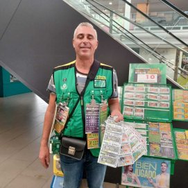 El vendedor de la ONCE de Playa Honda, Javier Pérez García