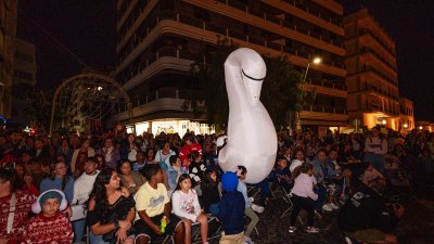 Navidad Arrecife 2023. Numeroso público en el acto del encendido