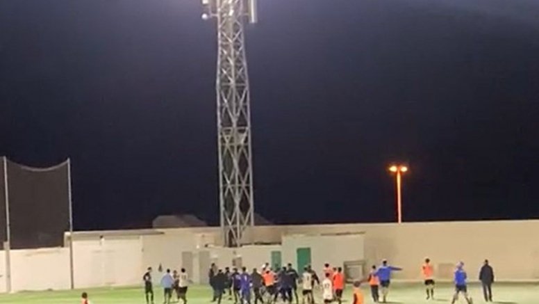 Pelea en el campo de fútbol de Tías