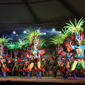 Presentación de los grupos del carnaval de Teguise 
