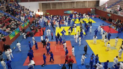 Los participantes del  'Club de Judo Costa Teguise' en la Copa de España