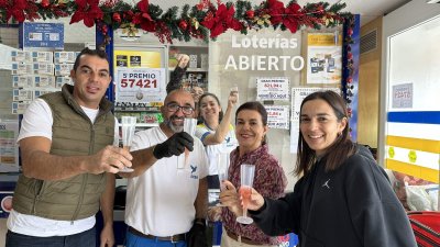 Quinto premio de la Lotería de Navidad en DISA  Mogaza