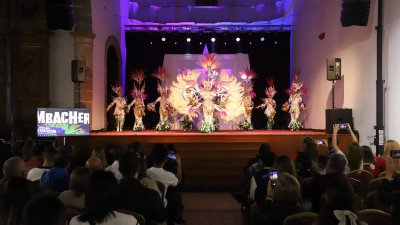Presentación de la comparsa Los Cumbacheros, 2024