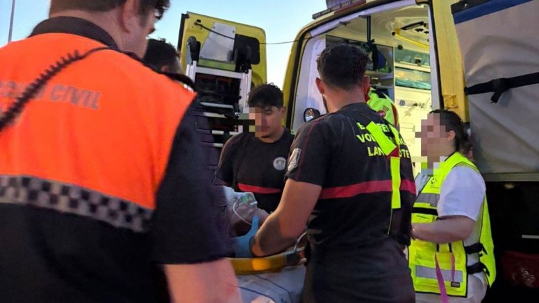Herida tras precipitarse en un complejo de Puerto del Carmen