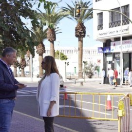 La presidenta Dolores Corujo y el consejero Alfredo Mendoza