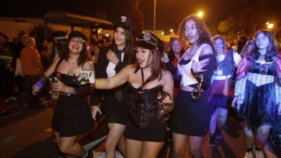 Coso del Carnaval de Arrecife, 2024 (Fotos: Juan Mateos)