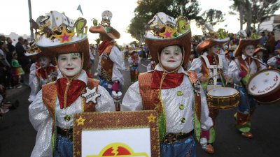 Coso del Carnaval de Arrecife, 2024 (Fotos: Juan Mateos)