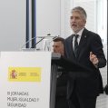 El ministro del Interior, Fernando Grande-Marlaska, se pronuncia sobre las posibles irregularidades en las contrataciones de obras en cuarteles de la Guardia Civil (La Provincia)