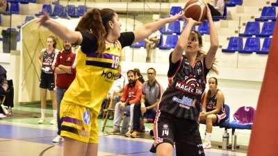 Partido entre el Magec Tías y el Homs UE Mataró Femení Maresme