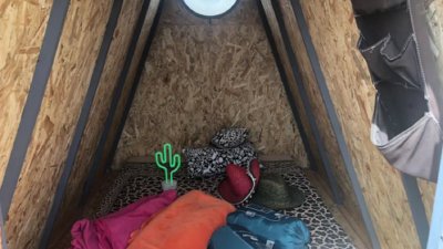 Una cabaña en mitad del campo