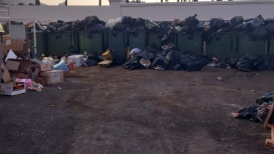 Basura en Yaiza