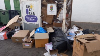 Basura en Yaiza