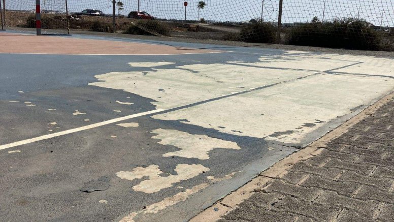 Yaiza Siempre denuncia el estado de las canchas del municipio