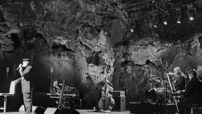 Concierto de Pancho Céspedes en los Jameos del Agua