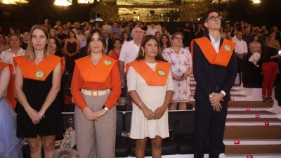 Graduación de los estudiantes de Turismo en Jameos (Fotos: Juan Mateos)