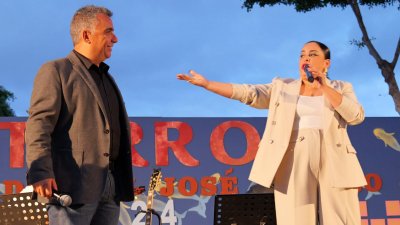 El espectáculo de 'Barrios con En-Canto' en las fiestas de Titerroy