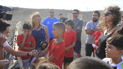 Protesta por la falta de una cancha deportiva en Argana Alta (Fotos: Juan Mateos)