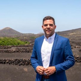 Jacobo Medina lanza el plan especial para recuperar La Geria
